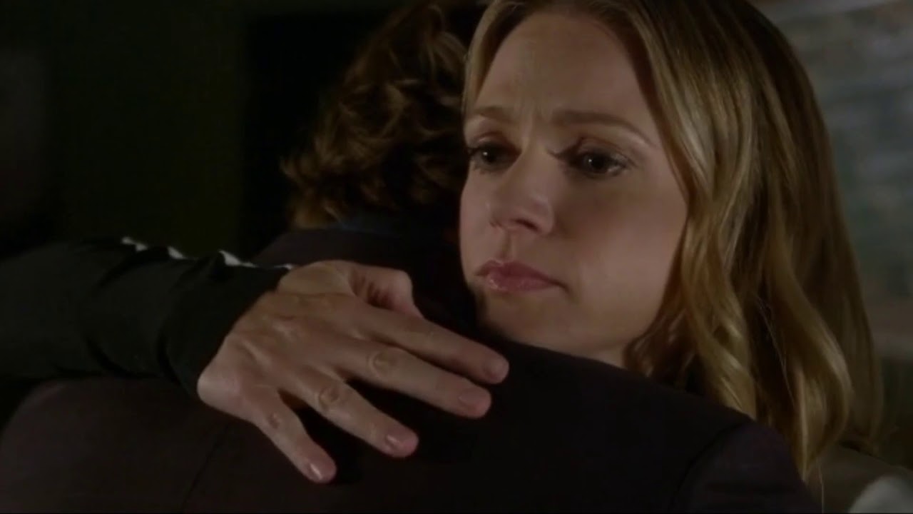 jeid hugs scenepack 💌