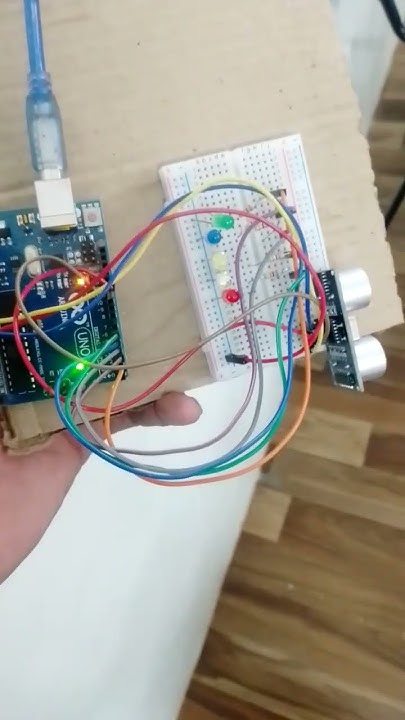 ARDUINO based 4-way Traffic light Controller - YouTube