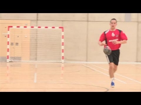 How To Do Dribbling in Handball