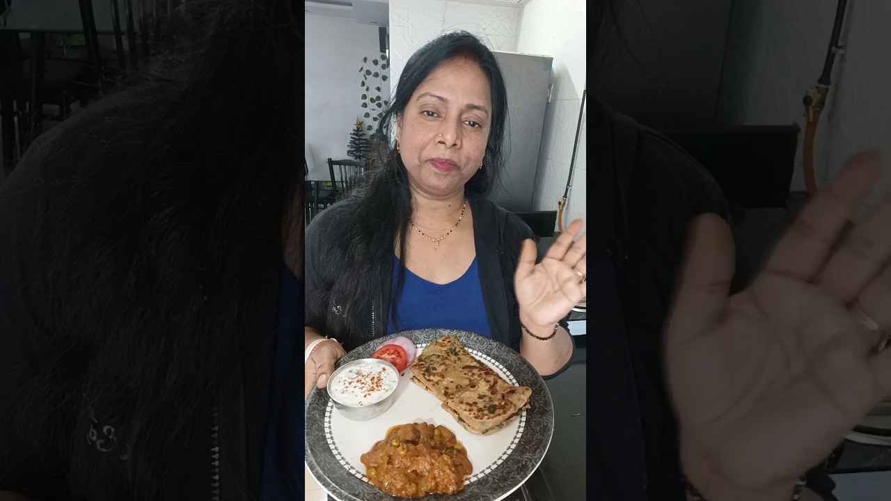 Best Lunch Combo Ever! 😍 Matar Mushroom + Special Paratha 