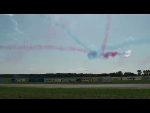 Red Arrows (Part 2 of 2) Air Show Radom 2009 [HD 1080]
