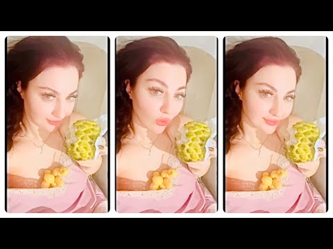 صافيناز بتأكل الفواكه والواد بيقول لها مش عاوز اتصور معاكي 