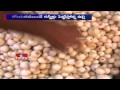 Price of onions soar to Rs. 100 a kg
