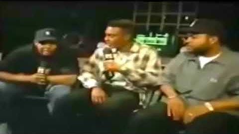 Dr.Dre and Ice Cube Diss N.W.A. Music Video During interview (1994)