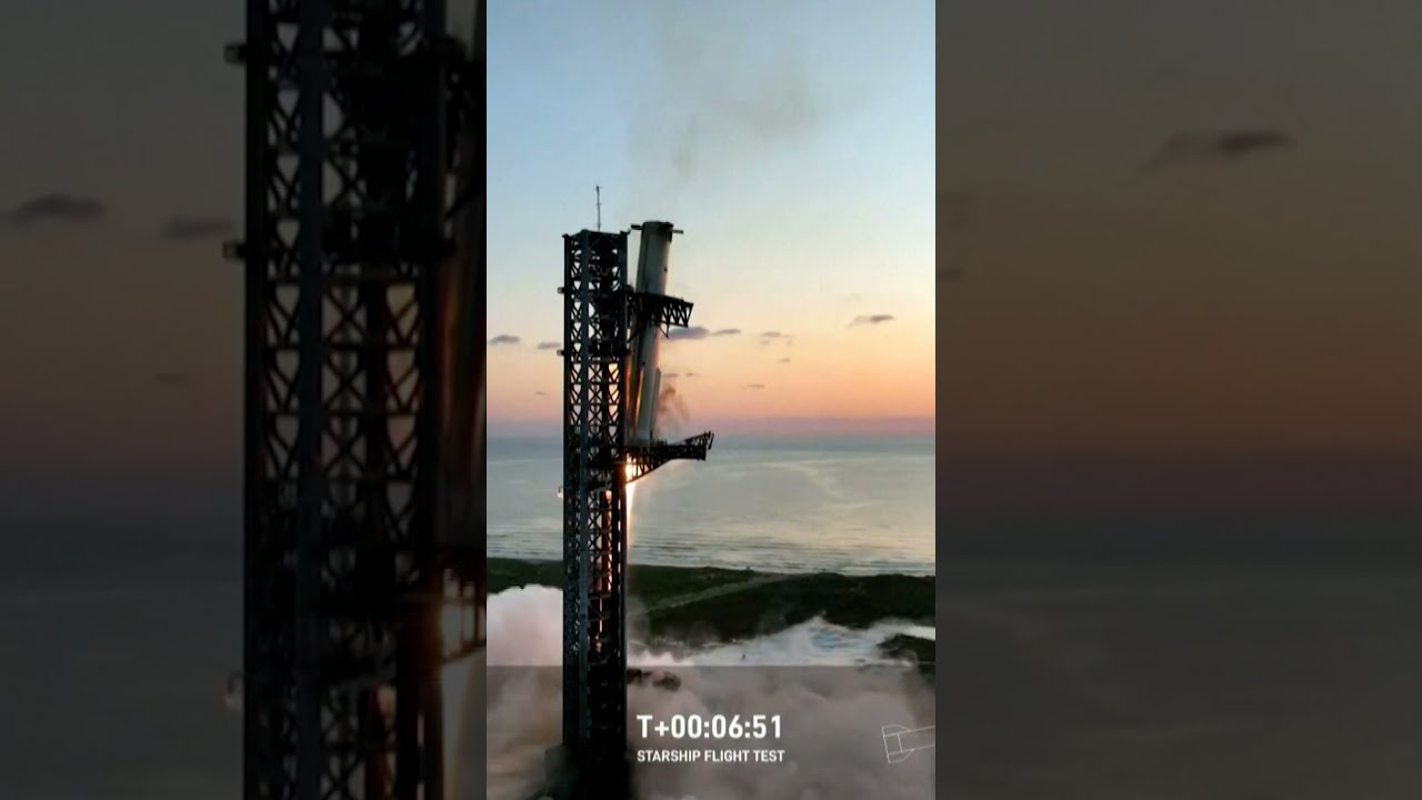 SpaceX S Rocket Booster AWES Audience As It Returns To Launch Tower