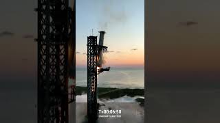 SpaceX's rocket booster AWES audience as it returns to launch tower