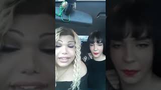 Travestiler Gasp Yapıp Araca Müşteri Alıyor