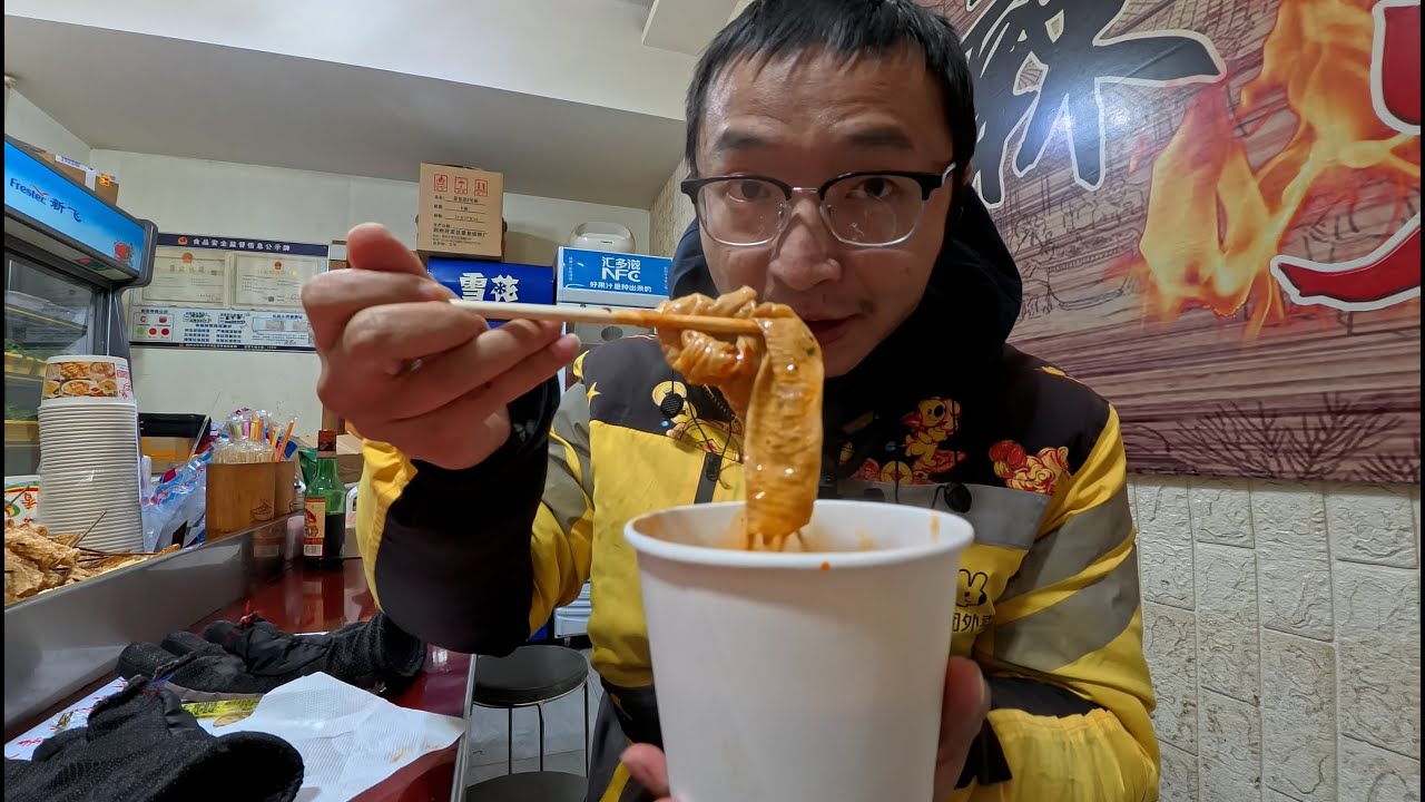 挑战在一个完全陌生的城市送外卖，第一天挣20，差点饿肚子