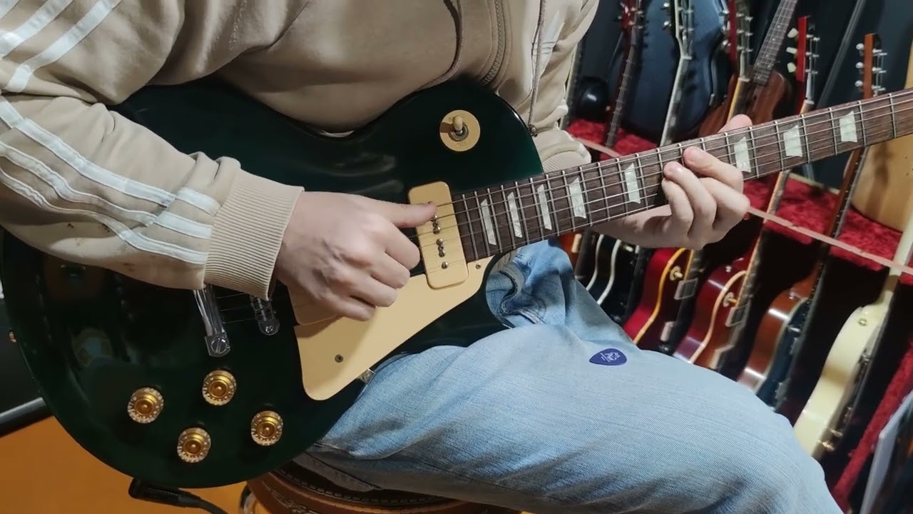 Gibson Les Paul Studio Emerald Green 1997 - YouTube