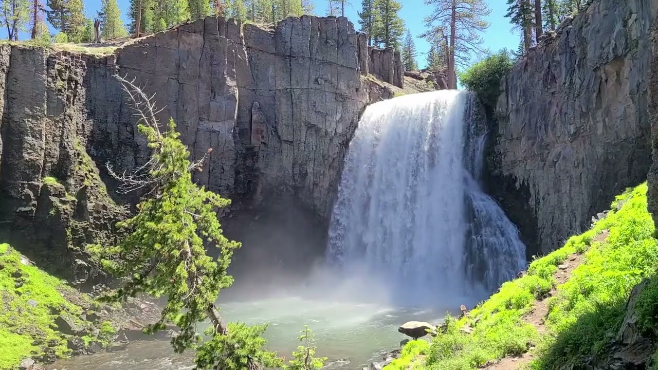 Devils Postpile and Rainbow Falls near Mammoth Lakes