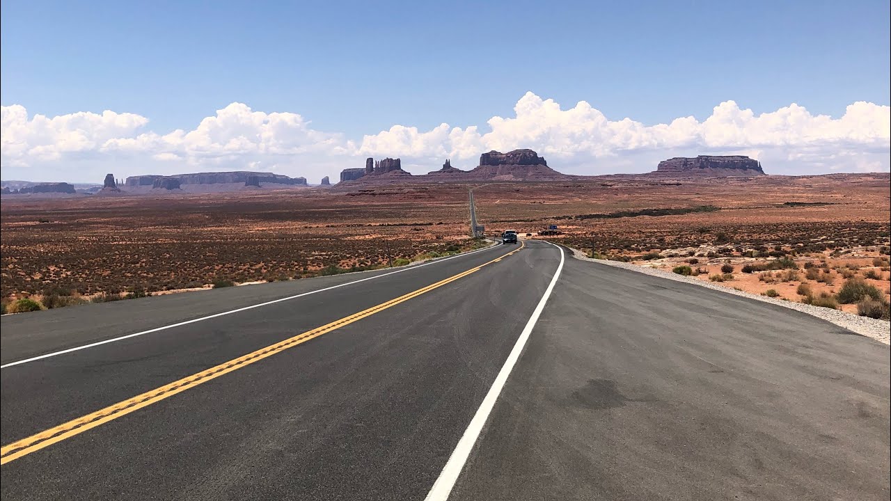 US Hwy 163 Bluff to monument Valley, Utah via forrest gump point