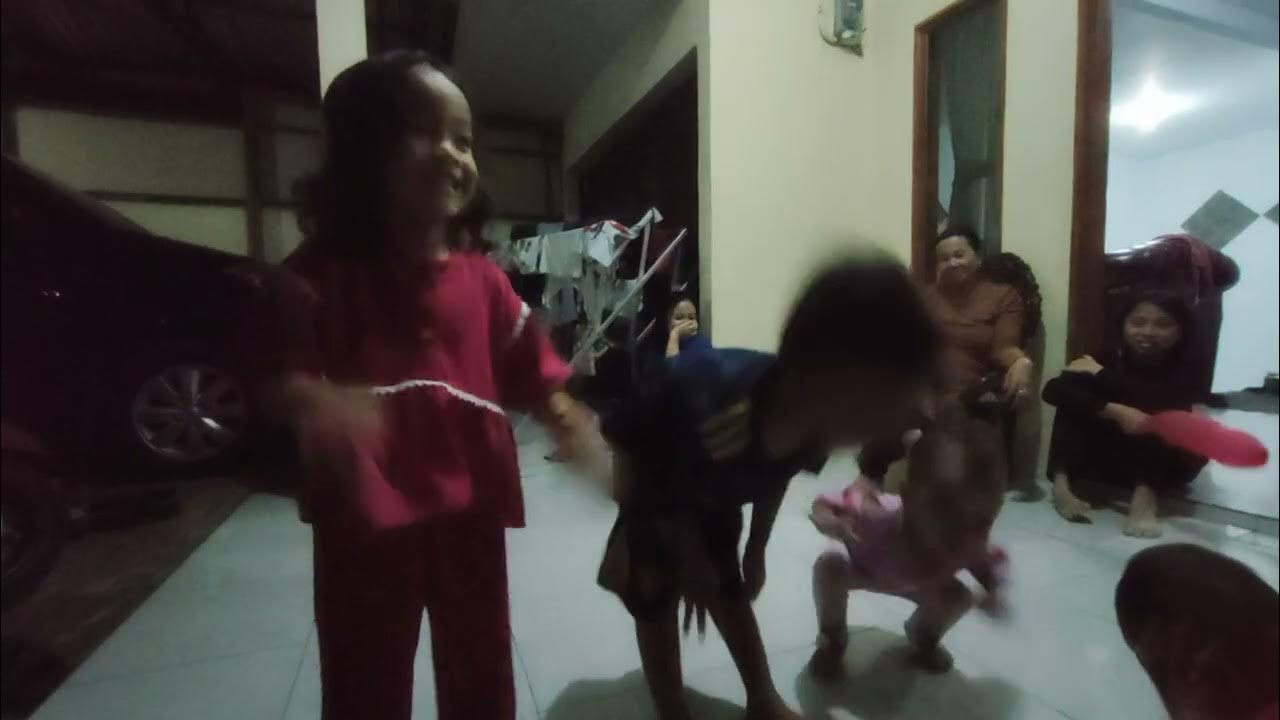 Арам-зам-зам арам-зам-зам гули-гули гули-гули. Арам зам зам гули. Мультик арам зам зам. Арами гули слушать. Гули-гули кулику ли арамзамзам.