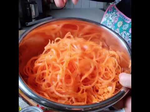 Video: Daikon I Salata Od šargarepe Sa Nori