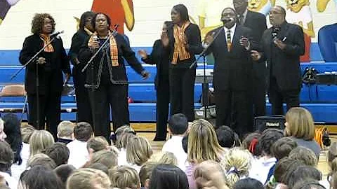 Mt. Zion Choir 021.AVI