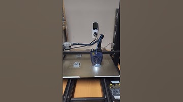 Anycubic Kobra Max Effiel Tower.  Bad retraction settings.