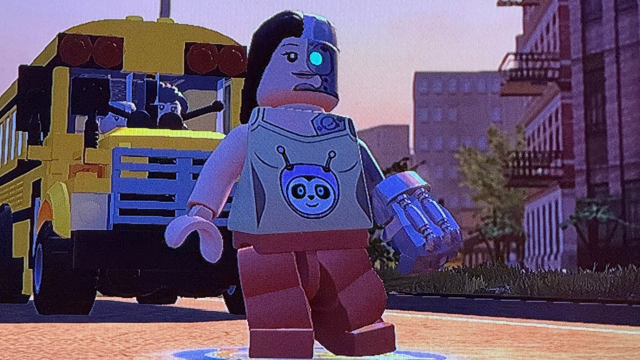 LEGO Marvel's Avengers Death Locket - YouTube