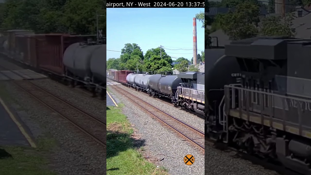 CSX1853 New York Central HU at Fairport, NY 