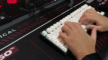 Frog TKL by Geonworks Typing Sounds | Half plate is a mistake?