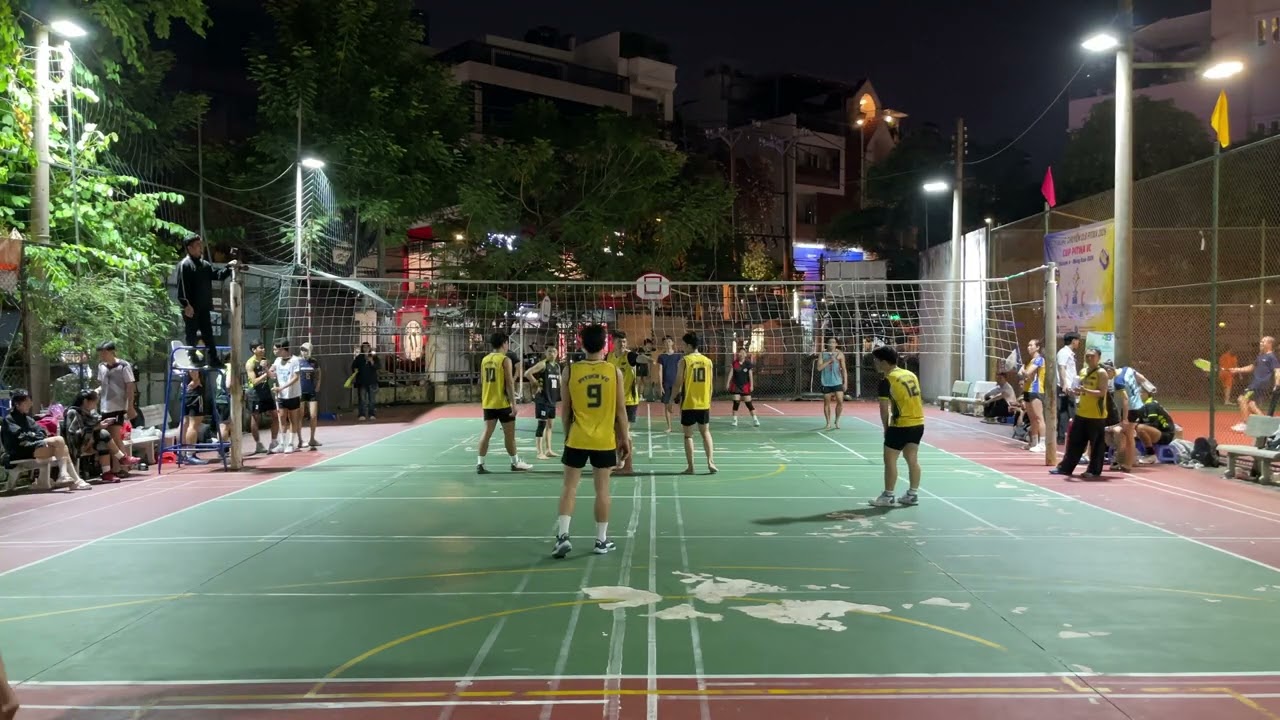 Giải 6-6 Team TEKA đối đầu Team NHẮM MẮT CHƠI BỪA | Quả Bóng Tròn 71