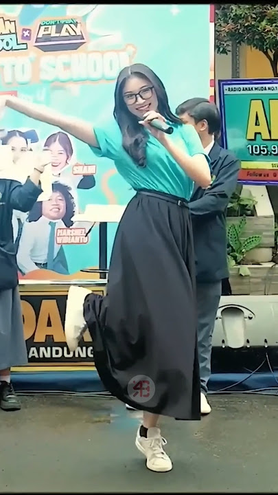 Download lagu MASIH HAFAL TERNYATA CI SHANI HEAVY ROTATION 😱 #shaniindira #jkt48 #shanijkt48 #shorts