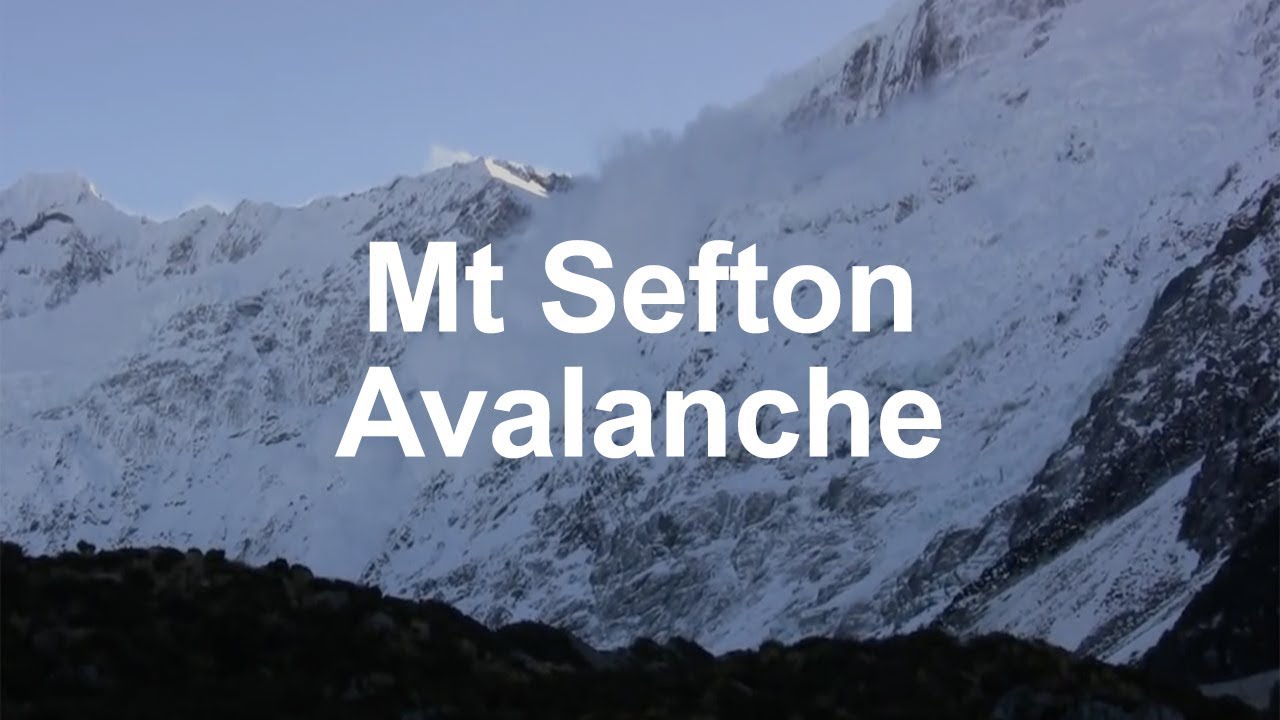 Big Avalanche on Mount Sefton!