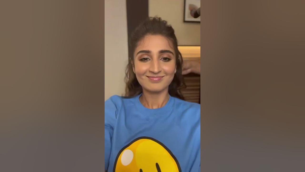 Dhvani Bhanushali New Instagram Reels ☺️ - YouTube