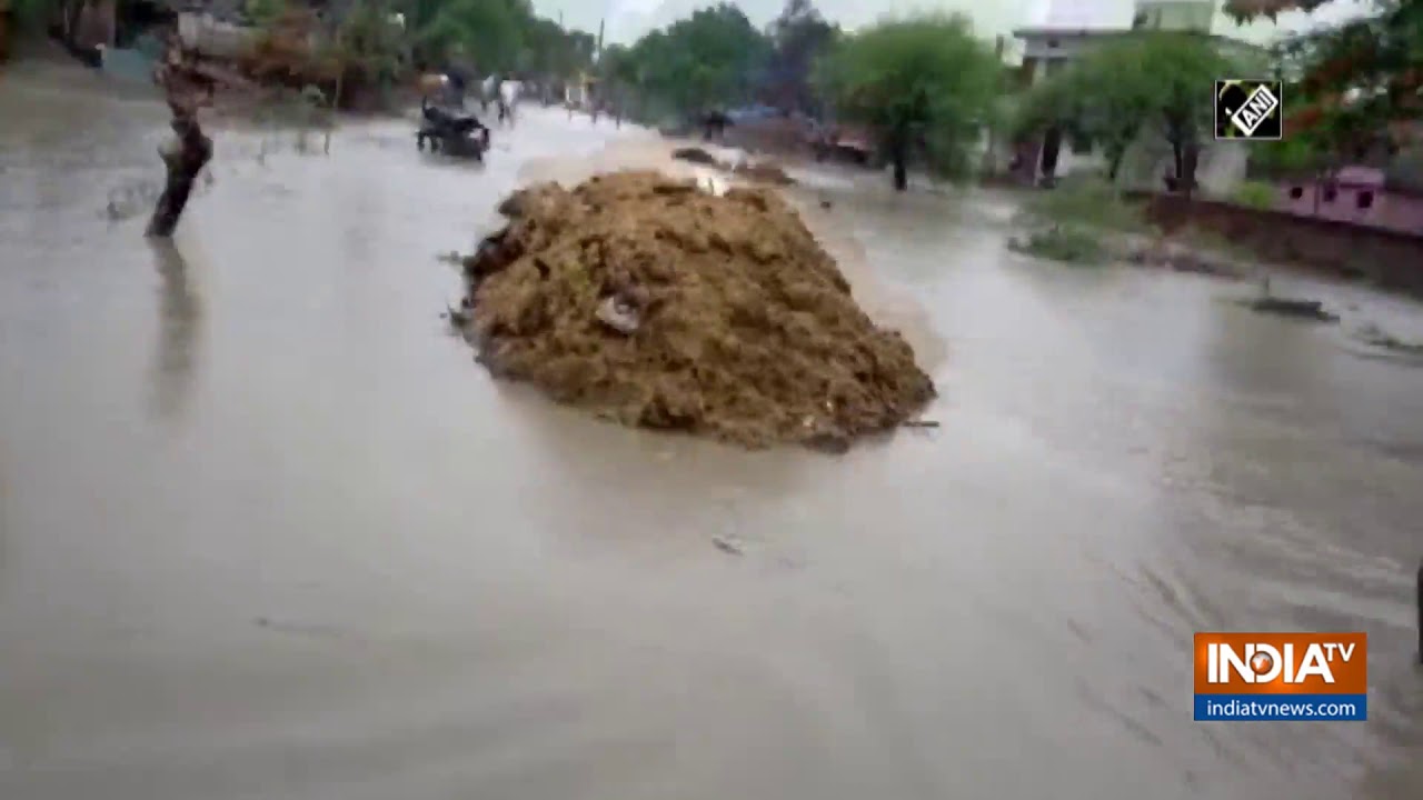 Downpour leads to flood-like situation in MP`s Shajapur