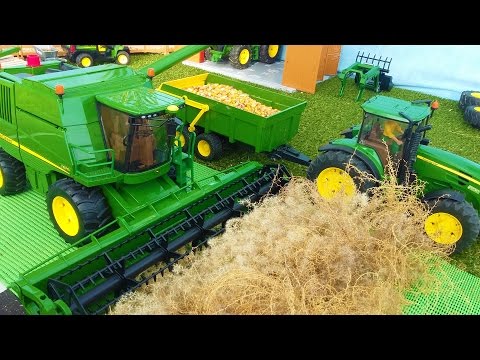 BRUDER TOYS combine John Deere T670i farm bworld YouTube
