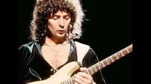 Ritchie Blackmore tells how he wrote the riff of Smoke On The Water with the police outs