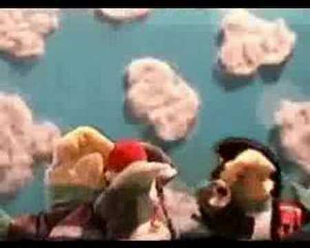 Architecture In Helsinki - Like It Or Not (peluches)