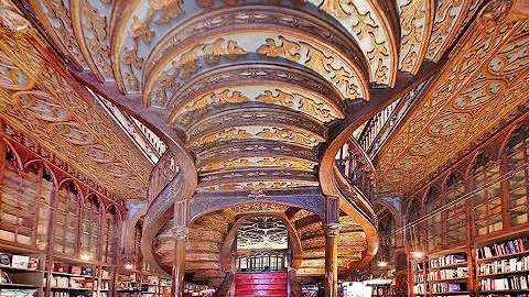 Livraria Lello Bookstore | Porto Portugal