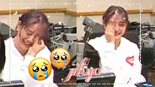 JIHYO CRYING IN RADIO (MINA'S NOSEBLEED ACCIDENT) | XIU