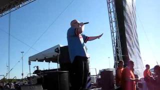 Brother Ali: &quot;Fresh Air&quot; (Live at Soundset 2009)