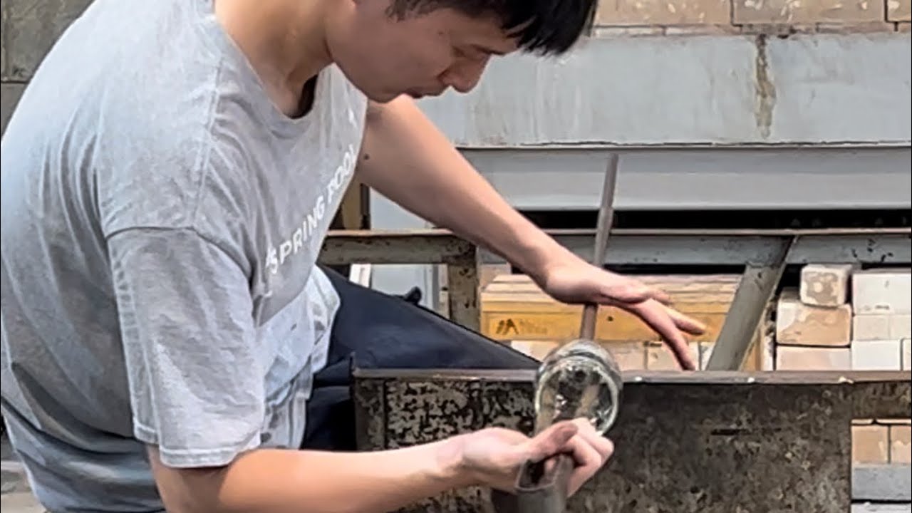 Ganito pala ang paggawa ng babasaging baso,sana matry😃 