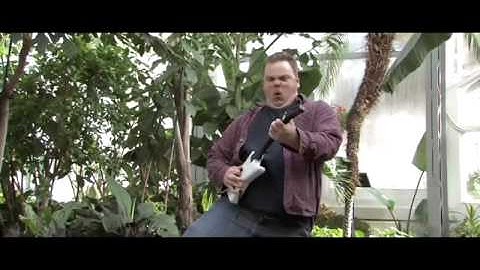 Pure Pwnage - Episode 16 - Duty Calls (Guitar Battle)