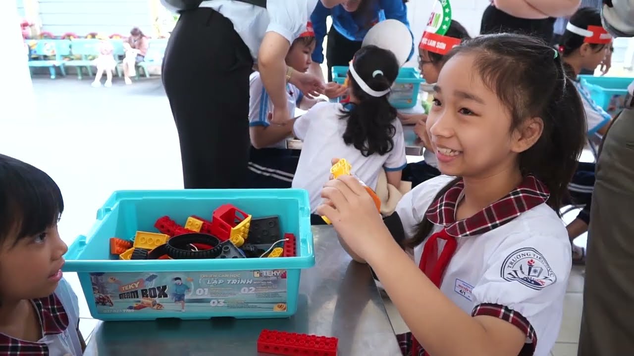 Trường tiểu học Phú  Định || STEAM DAY Trải Nghiệm Công Nghệ