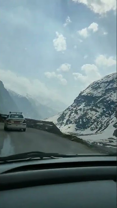 manali #trip #india #himachal #mountains #snow #trending #shorts #status #shimla #manali #velly