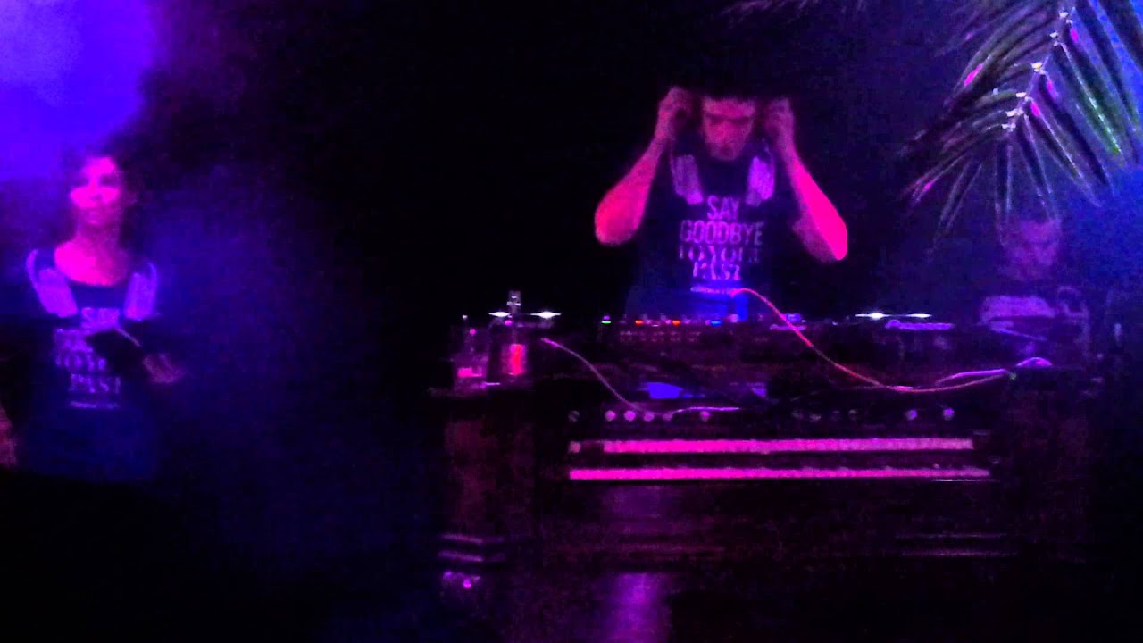 Geducci (Magic Sounds) @ Dr.Who Club (Movida Corona 2013 pusfinalis) 2013 09 06 Klaipeda