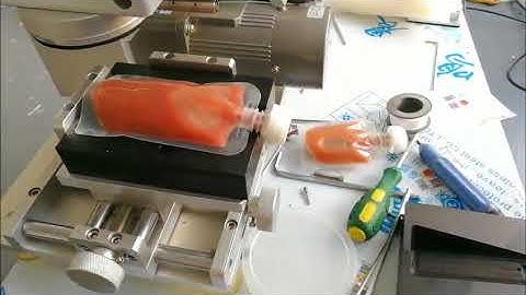 semi auto flat labeling machine for stand up pouch bag