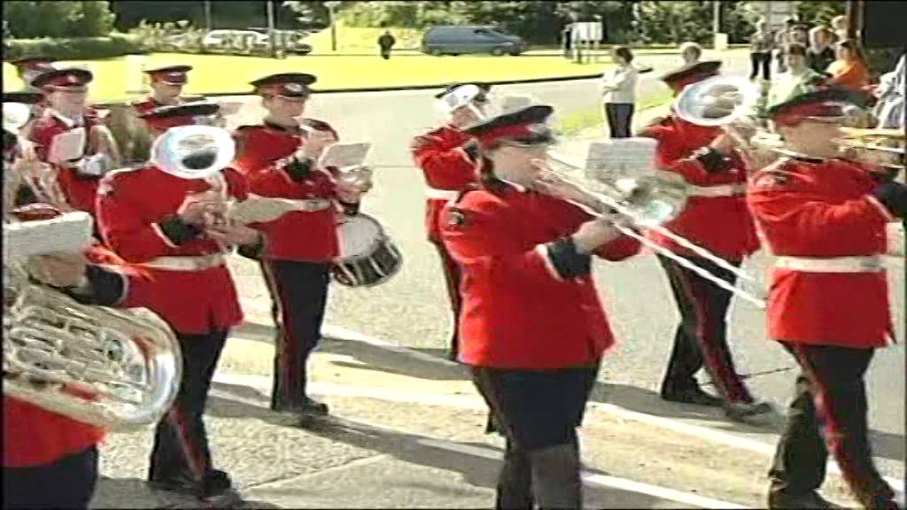 Armagh Old Boys Band @ the 2002 Black Saturday Demonstration - YouTube