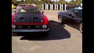 1971 Boss 351 Mustang crushes Corvette Z06