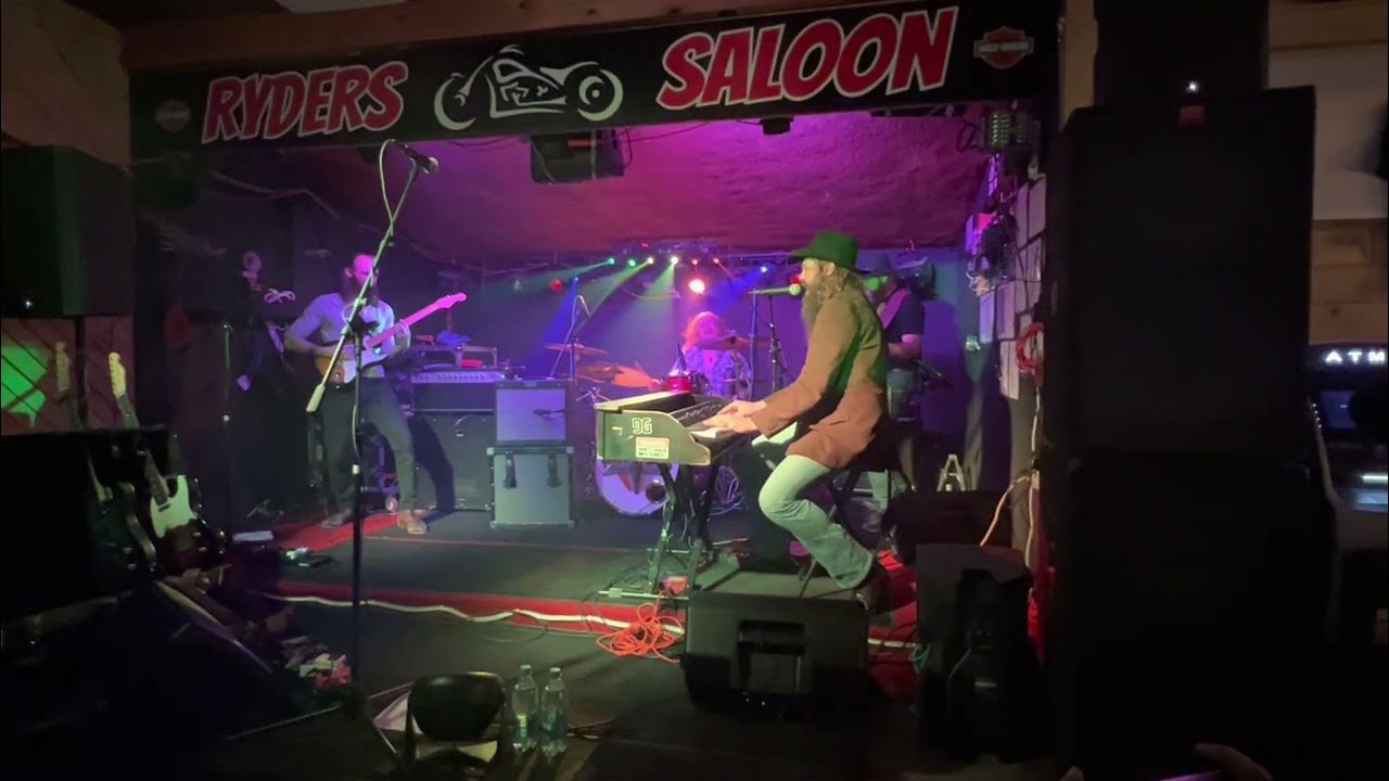 Ward Davis (Right Here Waiting/Free Bird) Ryders Saloon Henriette, MN