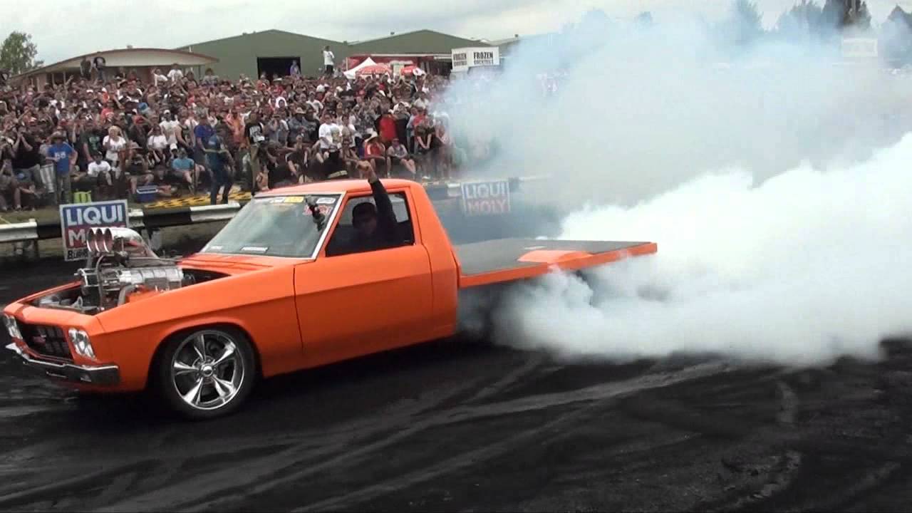 SEARCH AND BUY THIS PRODUCT T4TUFF - Summernats 25 Burnout Masters Second Place - YouTube