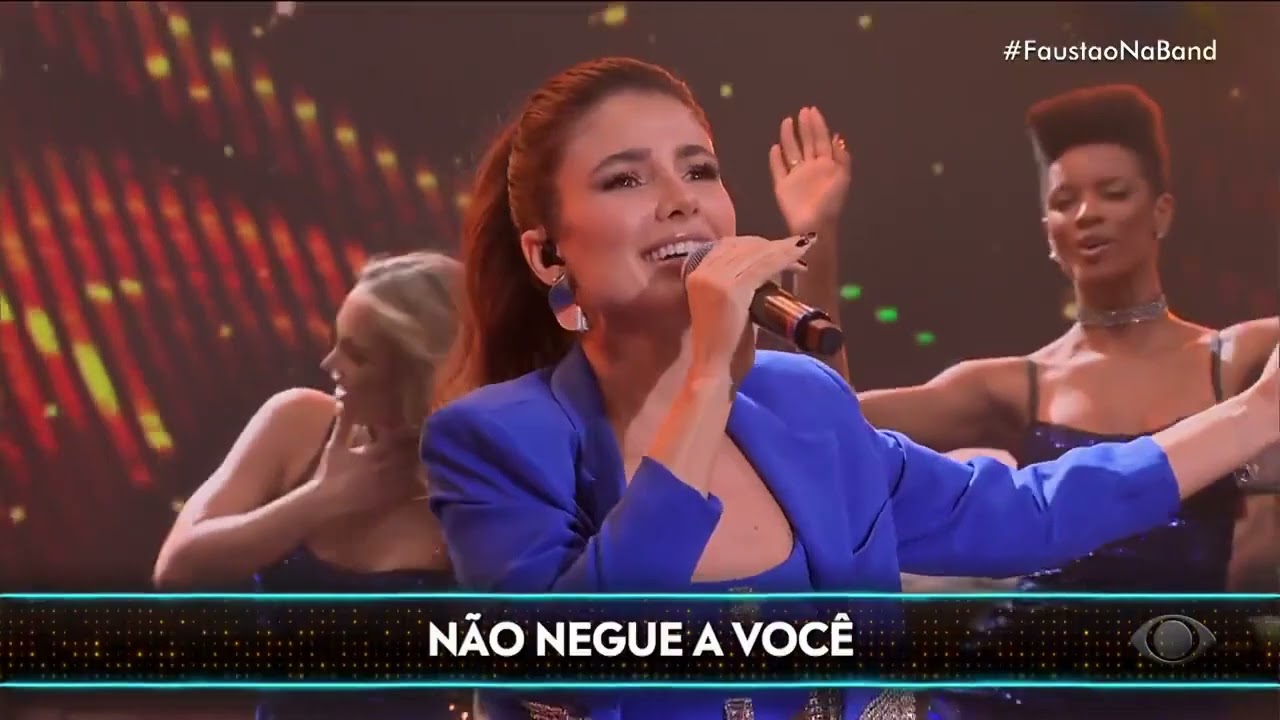 Paula Fernandes emociona o auditório do Faustão na Band