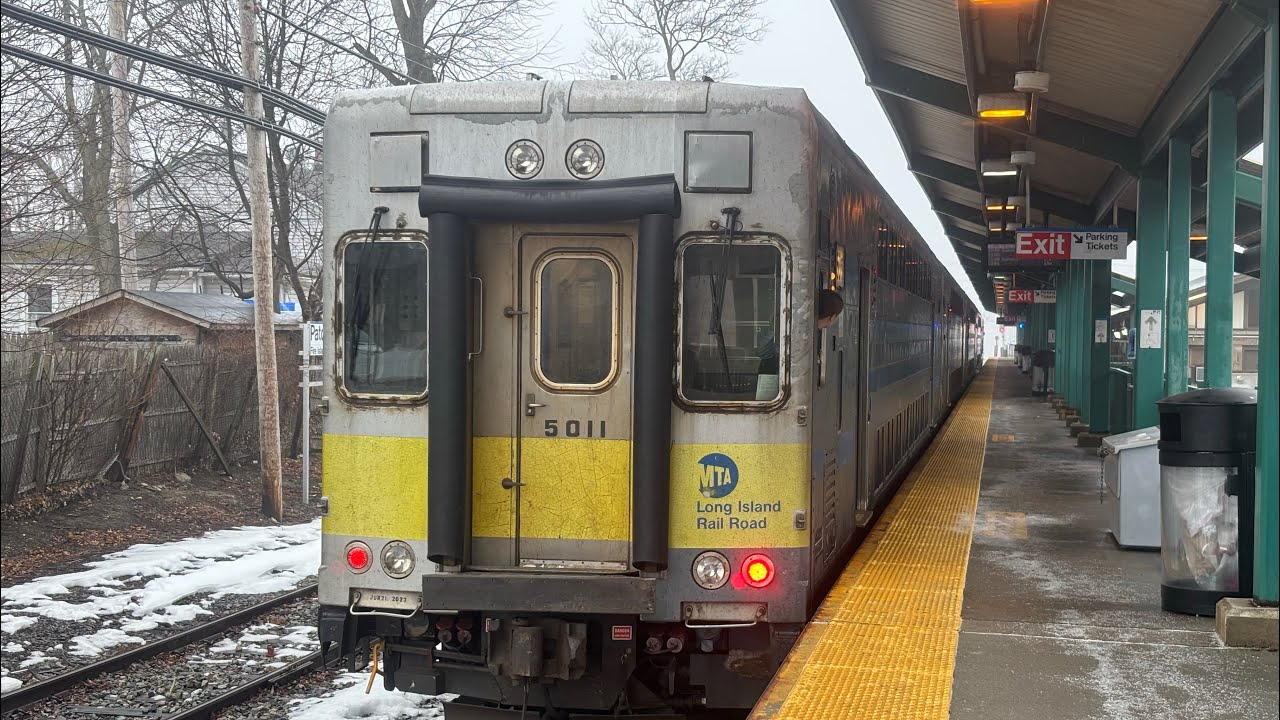 LIRR Train #63 Kawasaki Bilevel C3 Full Ride (Patchogue - Babylon