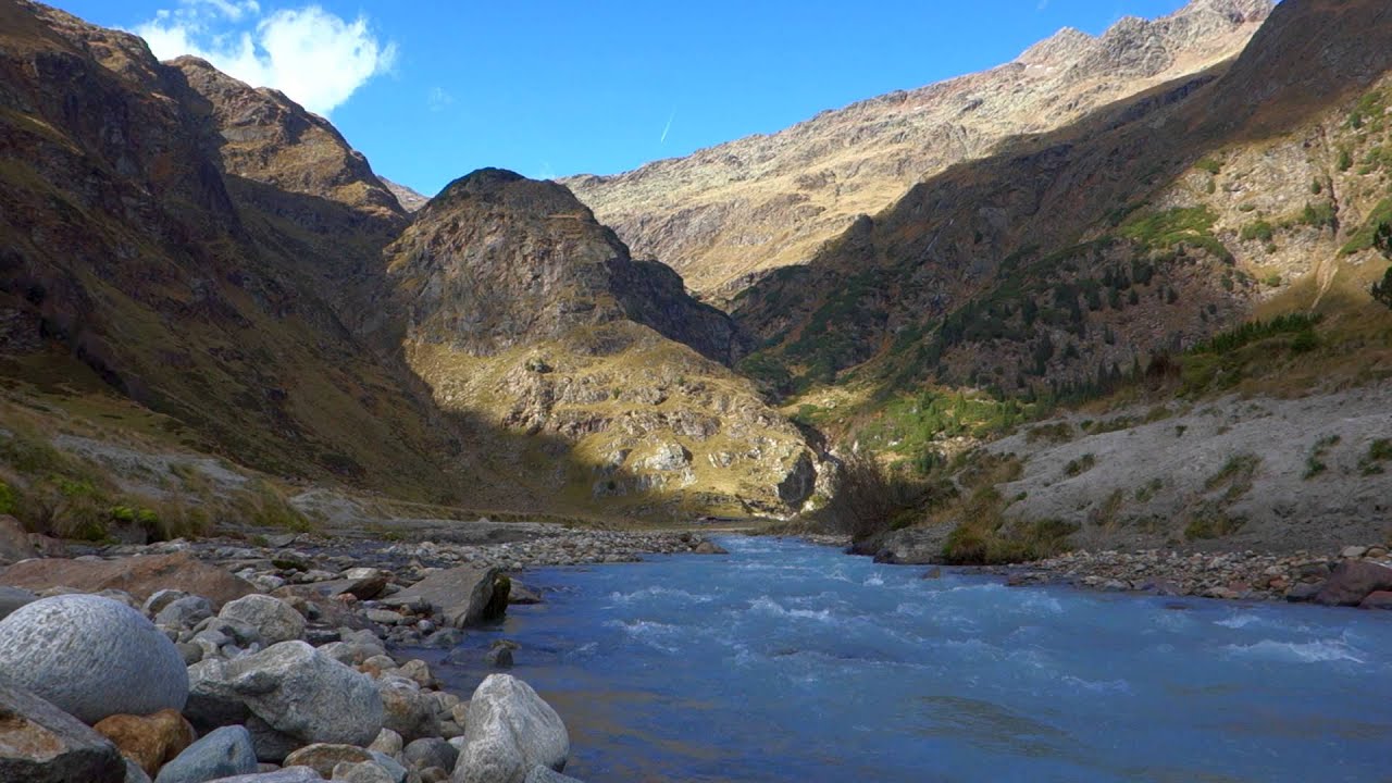 Entspannung pur! - ein Bergbach in den Alpen