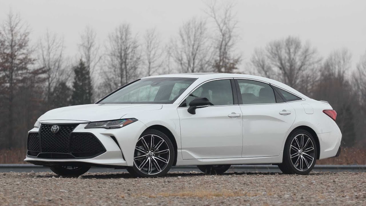 2019 Toyota Avalon Hybrid Limited Review: Price, Specs & Features - YouTube