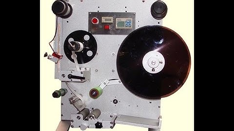 PET plastic bottle semi automatic labeling machine vertical label applicator,máquina de etiquetado