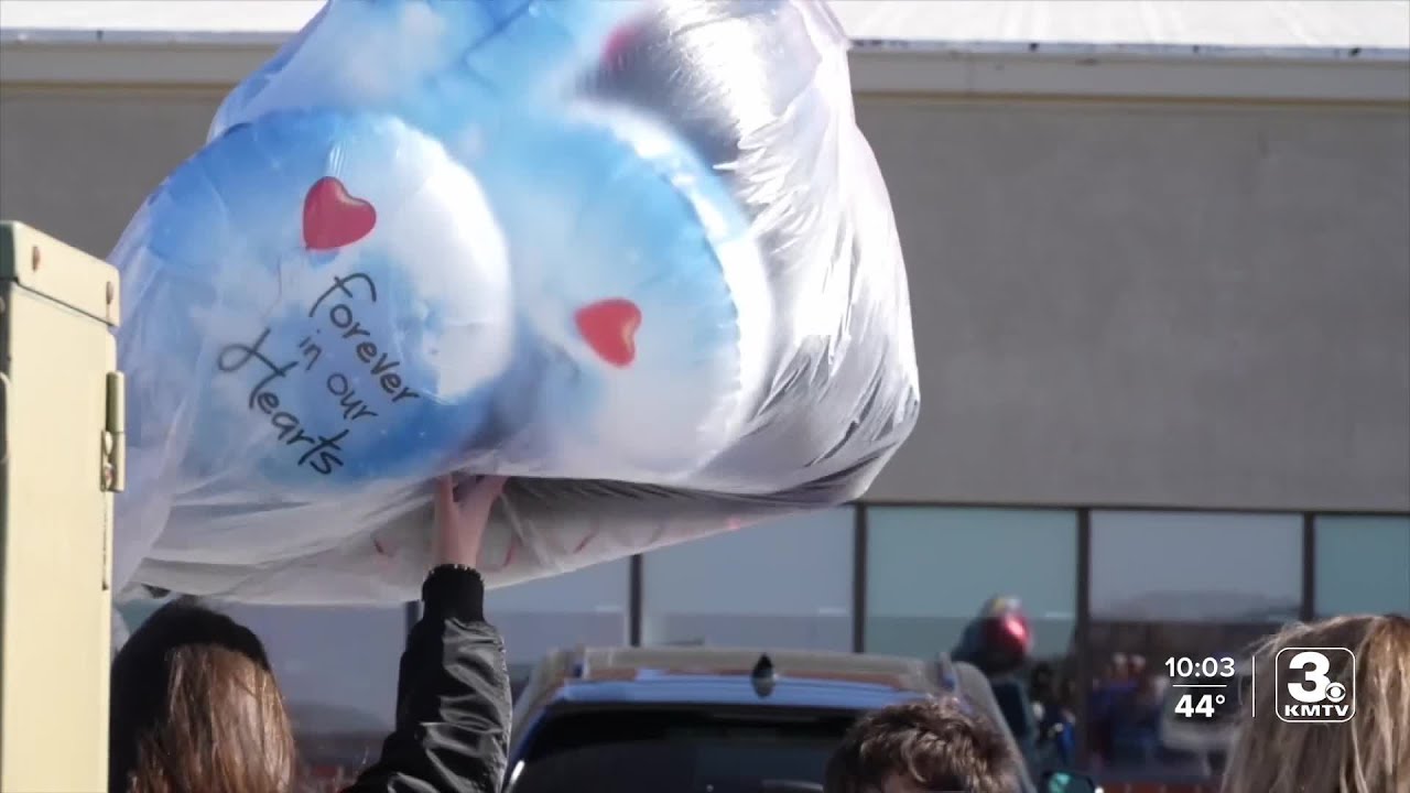 'It was the perfect friendship': community honors 17-Year-Old Sevyn Bellar-White