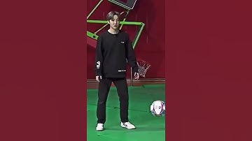 miss ball J hope reaction 😕 but suga cute smile😆☺️